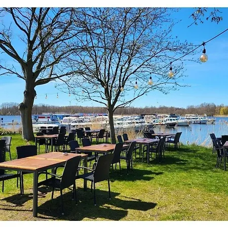 Havelland * Neuhof (Mecklenburgische Seenplatte)